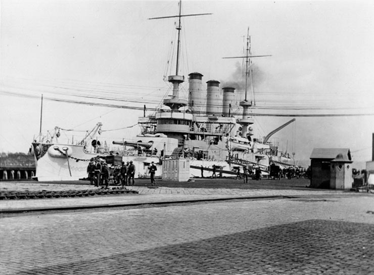 Battleship Missouri Photos